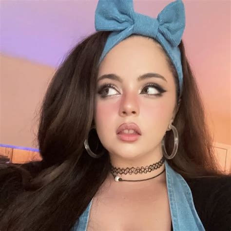 Blairebabie666: Free Pornstar Videos @ xGroovy.